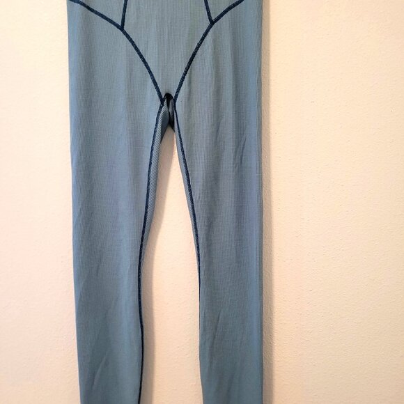 FABLETICS - Picture 2 of 4